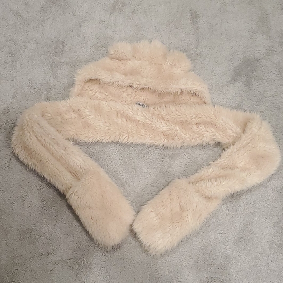 π» Teddy hoody mitten scarf - Picture 3 of 4